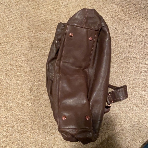 B. MAKOWSKY LEATHER BROWN BAG - Picture 4 of 9